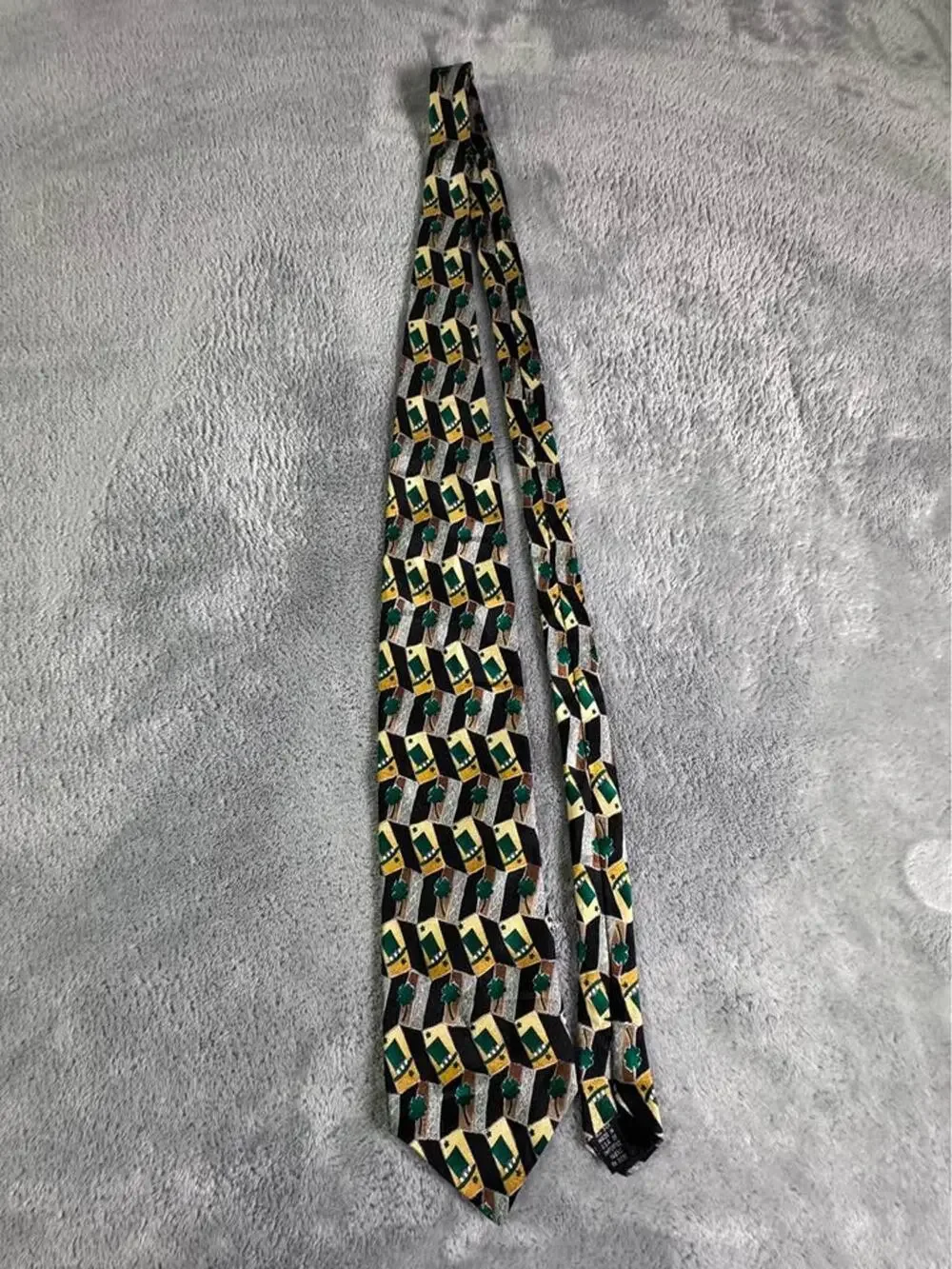 💚🍀🍀Regional Concepts by MMG Hallmark Design Collection necktie Irish